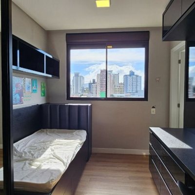 Apartamentos com 126m², 3 quartos, 3 suítes, 2 garagens, no bairro Estreito em Florianópolis