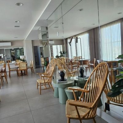 Apartamentos com 126m², 3 quartos, 3 suítes, 2 garagens, no bairro Estreito em Florianópolis