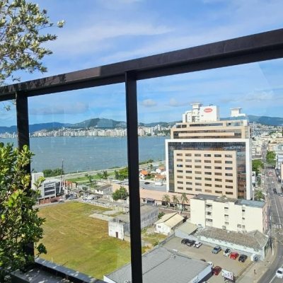 Apartamentos com 126m², 3 quartos, 3 suítes, 2 garagens, no bairro Estreito em Florianópolis