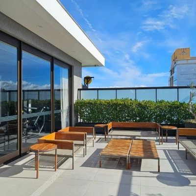 Apartamentos com 126m², 3 quartos, 3 suítes, 2 garagens, no bairro Estreito em Florianópolis