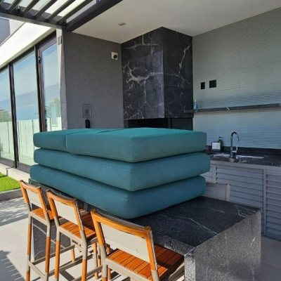 Apartamentos com 126m², 3 quartos, 3 suítes, 2 garagens, no bairro Estreito em Florianópolis