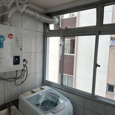 Apartamentos com 40m², 1 quarto, no bairro Centro em Florianópolis