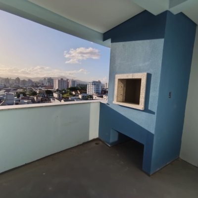 Apartamentos com 78m², 2 quartos, 1 suíte, 1 garagem, no bairro Barreiros em São José