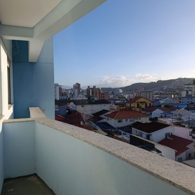 Apartamentos com 78m², 2 quartos, 1 suíte, 1 garagem, no bairro Barreiros em São José