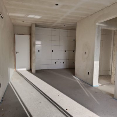 Apartamentos com 78m², 2 quartos, 1 suíte, 1 garagem, no bairro Barreiros em São José