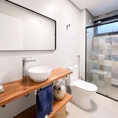 Casa em Condomínio com 239m², 3 quartos, 1 suíte, 2 garagens, no bairro Campeche em Florianópolis