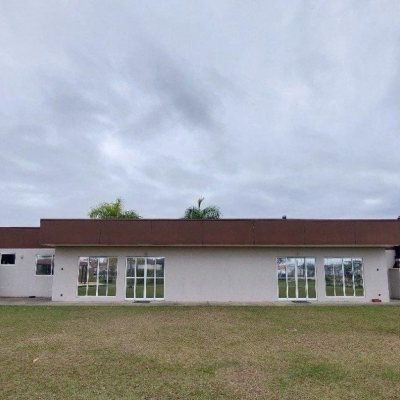 Casa em Condomínio com 45m², 2 quartos, 1 suíte, 1 garagem, no bairro Bela Vista em Palhoça