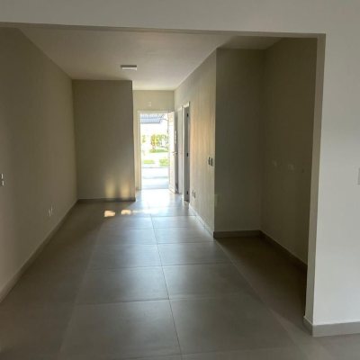 Casa em Condomínio com 45m², 2 quartos, 1 suíte, 1 garagem, no bairro Bela Vista em Palhoça