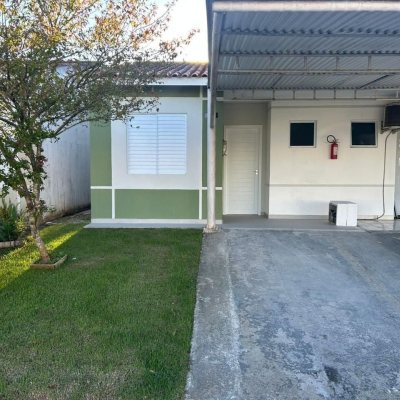 Casa em Condomínio com 45m², 2 quartos, 1 suíte, 1 garagem, no bairro Bela Vista em Palhoça