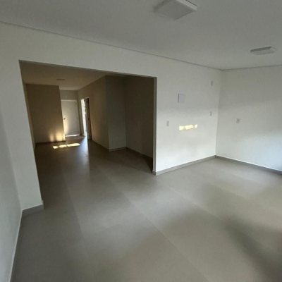 Casa em Condomínio com 45m², 2 quartos, 1 suíte, 1 garagem, no bairro Bela Vista em Palhoça