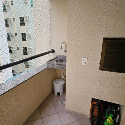 Apartamentos com 70m², 2 quartos, 1 suíte, 1 garagem, no bairro Campinas em São José