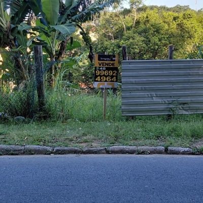 Terrenos Residenciais com 360m², no bairro Bela Vista II em São José