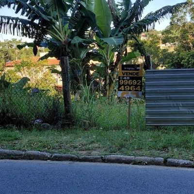 Terrenos Residenciais com 360m², no bairro Bela Vista II em São José