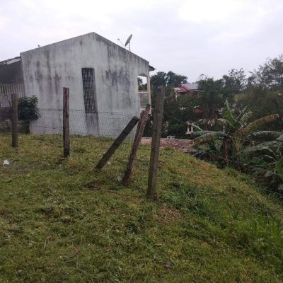 Terrenos Residenciais com 360m², no bairro Bela Vista II em São José