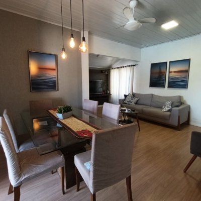 Casa Residencial com 90m², 3 quartos, 1 suíte, 2 garagens, no bairro Universitário em Biguaçu