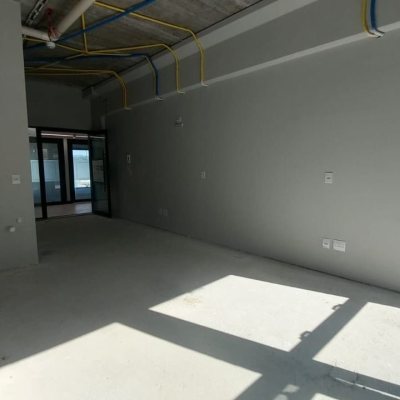 Sala com 30m², 1 garagem, no bairro Campeche em Florianópolis