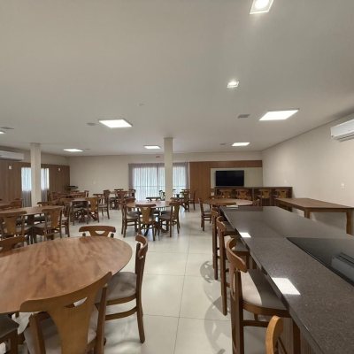 Apartamentos com 97m², 3 quartos, 1 suíte, 1 garagem, no bairro Centro em Florianópolis