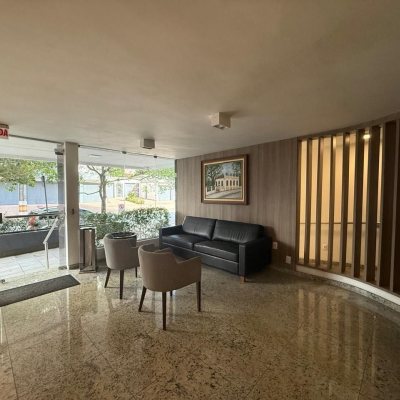 Apartamentos com 97m², 3 quartos, 1 suíte, 1 garagem, no bairro Centro em Florianópolis