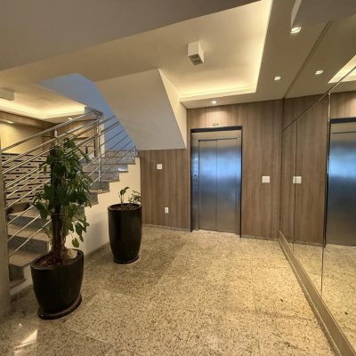 Apartamentos com 97m², 3 quartos, 1 suíte, 1 garagem, no bairro Centro em Florianópolis