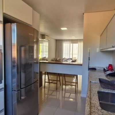 Apartamentos com 165m², 3 quartos (sendo 3 suítes), 2 garagens, no bairro Santinho em Florianópolis