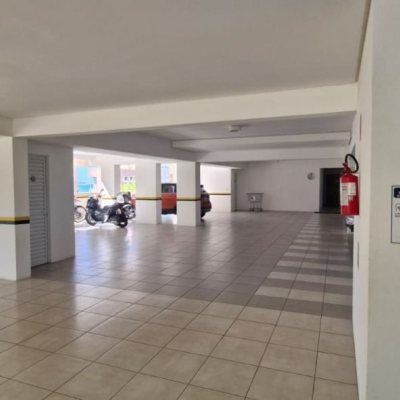 Apartamentos com 165m², 3 quartos (sendo 3 suítes), 2 garagens, no bairro Santinho em Florianópolis