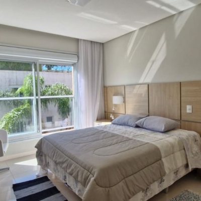 Apartamentos com 165m², 3 quartos (sendo 3 suítes), 2 garagens, no bairro Santinho em Florianópolis