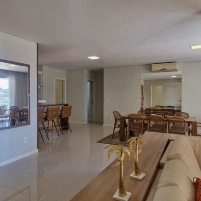 Apartamentos com 165m², 3 quartos (sendo 3 suítes), 2 garagens, no bairro Santinho em Florianópolis