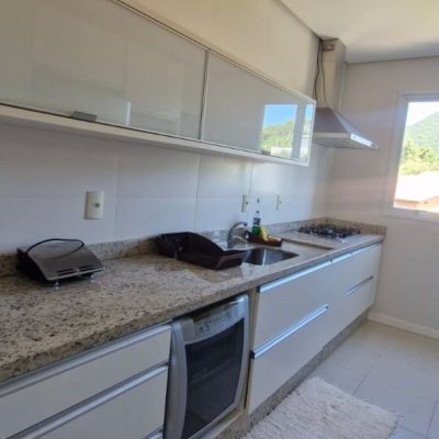Apartamentos com 165m², 3 quartos (sendo 3 suítes), 2 garagens, no bairro Santinho em Florianópolis