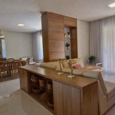 Apartamentos com 165m², 3 quartos (sendo 3 suítes), 2 garagens, no bairro Santinho em Florianópolis