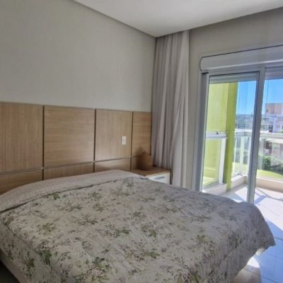 Apartamentos com 165m², 3 quartos (sendo 3 suítes), 2 garagens, no bairro Santinho em Florianópolis