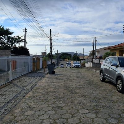 Apartamentos com 50m², 2 quartos, 1 suíte, 1 garagem, no bairro Ingleses em Florianópolis