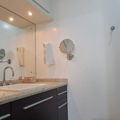 Apartamentos com 83m², 2 quartos (sendo 2 suítes), 1 garagem, no bairro Jurerê Internacional em Florianópolis