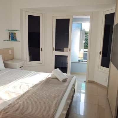 Apartamentos com 83m², 2 quartos (sendo 2 suítes), 1 garagem, no bairro Jurerê Internacional em Florianópolis