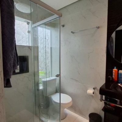 Casa Residencial com 412m², 6 quartos (sendo 6 suítes), 4 garagens, no bairro Ponta Das Canas em Florianópolis