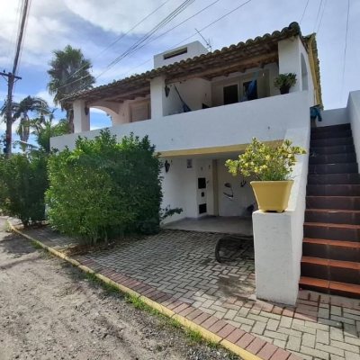 Casa Residencial com 412m², 6 quartos (sendo 6 suítes), 4 garagens, no bairro Ponta Das Canas em Florianópolis