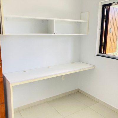 Casa Residencial com 130m², 3 quartos (sendo 1 suíte), 2 garagens, no bairro Campeche em Florianópolis