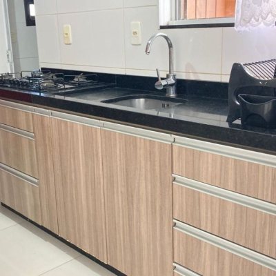 Casa Residencial com 130m², 3 quartos (sendo 1 suíte), 2 garagens, no bairro Campeche em Florianópolis