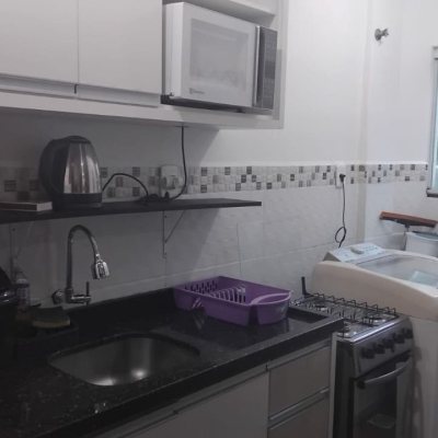Apartamentos com 35m², 1 quarto, 1 garagem, no bairro Ingleses do Rio Vermelho em Florianópolis