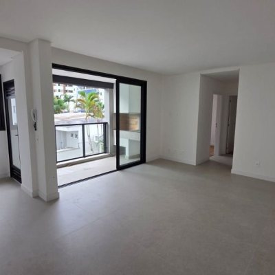 Apartamentos com 73m², 2 quartos, 1 suíte, 1 garagem, no bairro Centro em Florianópolis