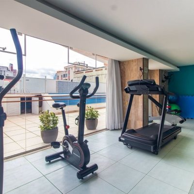 Apartamentos com 85m², 3 quartos, 1 suíte, 2 garagens, no bairro Estreito em Florianópolis