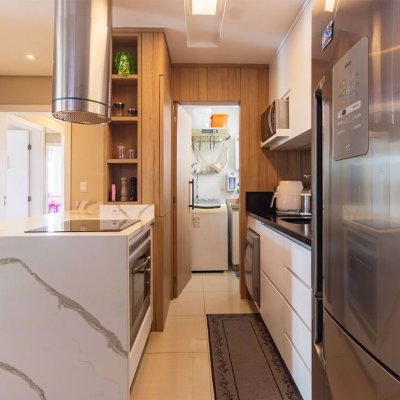 Apartamentos com 85m², 3 quartos, 1 suíte, 2 garagens, no bairro Estreito em Florianópolis