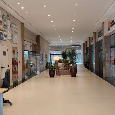 Loja com 111m², 1 garagem, no bairro Centro em Florianópolis