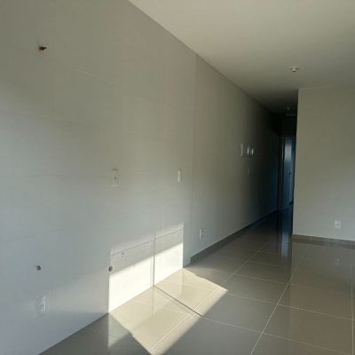 Casa Residencial com 49m², 2 quartos, 2 garagens, no bairro Forquilhas em São José