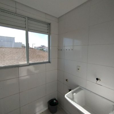 Apartamentos com 58m², 2 quartos, 1 garagem, no bairro Serraria em São José