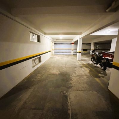 Sala com 26m², 1 garagem, no bairro Estreito em Florianópolis