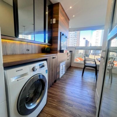 Apartamentos com 101m², 2 quartos, 1 suíte, 1 garagem, no bairro Campinas em São José