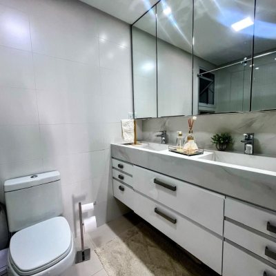 Apartamentos com 101m², 2 quartos, 1 suíte, 1 garagem, no bairro Campinas em São José