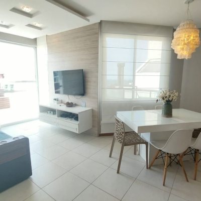 Cobertura com 157m², 2 quartos (sendo 1 suíte), 2 garagens, no bairro Campeche em Florianópolis