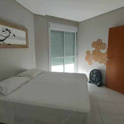 Cobertura com 157m², 2 quartos (sendo 1 suíte), 2 garagens, no bairro Campeche em Florianópolis
