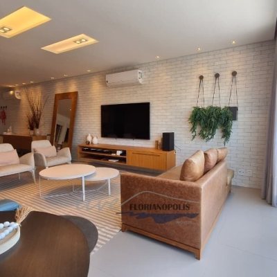 Apartamentos com 147m², 3 suítes, 2 garagens, no bairro Jurerê Internacional em Florianópolis
